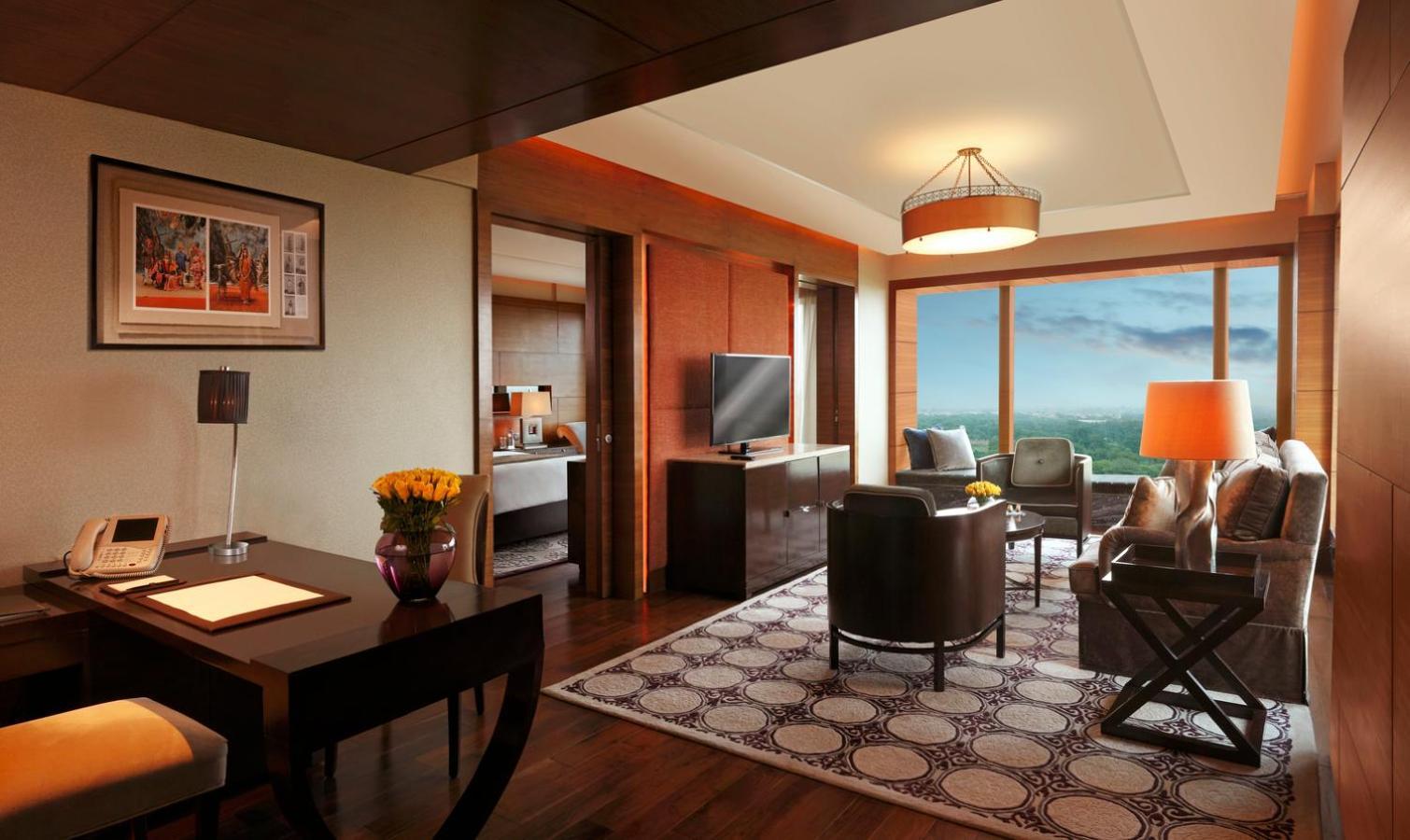 The Leela Ambience Gurugram Hotel & Residences - The Luxury Urban Sanctuary Gurgaon Exteriör bild