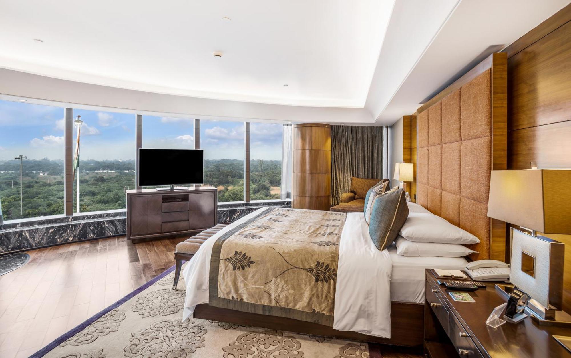 The Leela Ambience Gurugram Hotel & Residences - The Luxury Urban Sanctuary Gurgaon Exteriör bild
