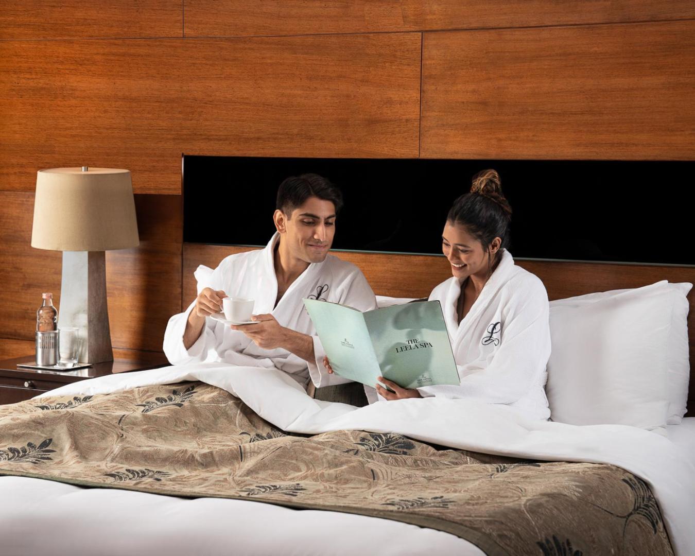 The Leela Ambience Gurugram Hotel & Residences - The Luxury Urban Sanctuary Gurgaon Exteriör bild